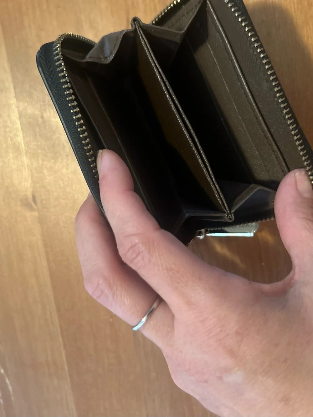 Michael Kors Small Zip up Wallet/card holder